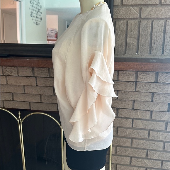 Chloe cream Women's Blouse - Picture 3 of 7